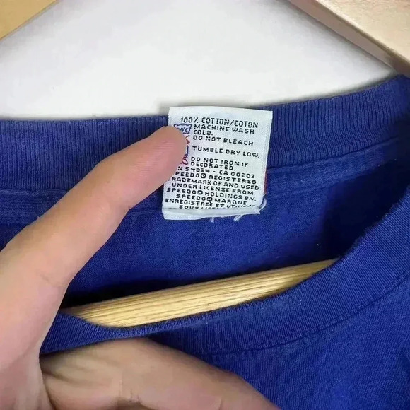 90s Vintage Speedo Graphic T-Shirt - Bold Blue Design Size XL - Picture 5 of 5